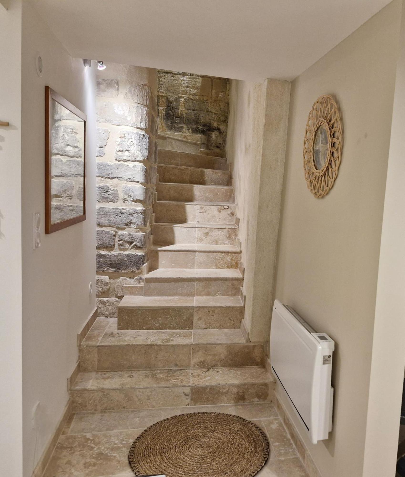 Les Carmes - Le Charme De La Pierre En Intras Muros Avignon Bagian luar foto